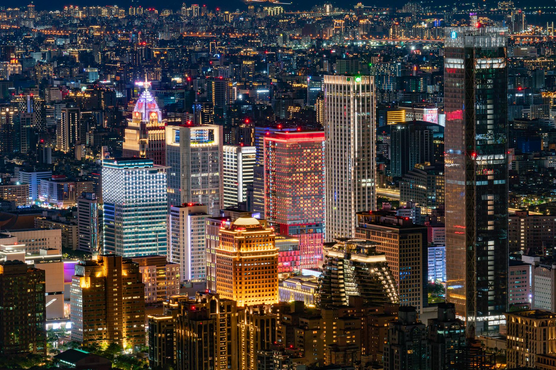 Taiwan Financial Firms Record Q1 Profits: 5 Alternative Asset Signals