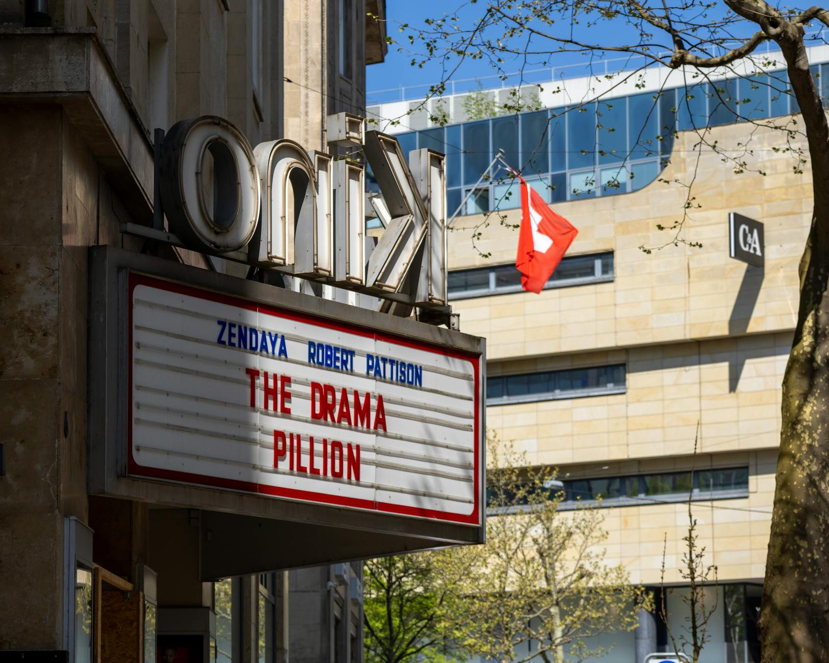 $102 Million Verdict Over Robert Indiana Artwork May End Years-Long Legal Battle