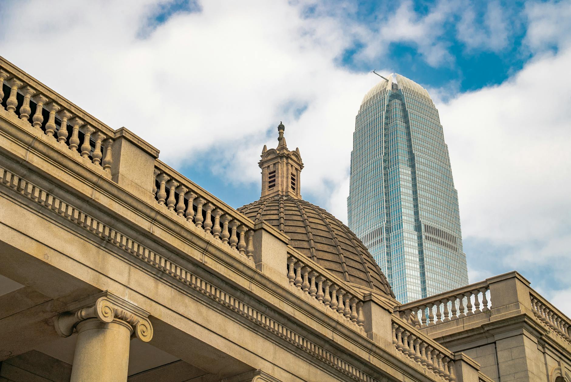 The Alpine Shift: Why Hong Kong Is Overtaking Switzerland as the Global Cross-Border Wealth Capital